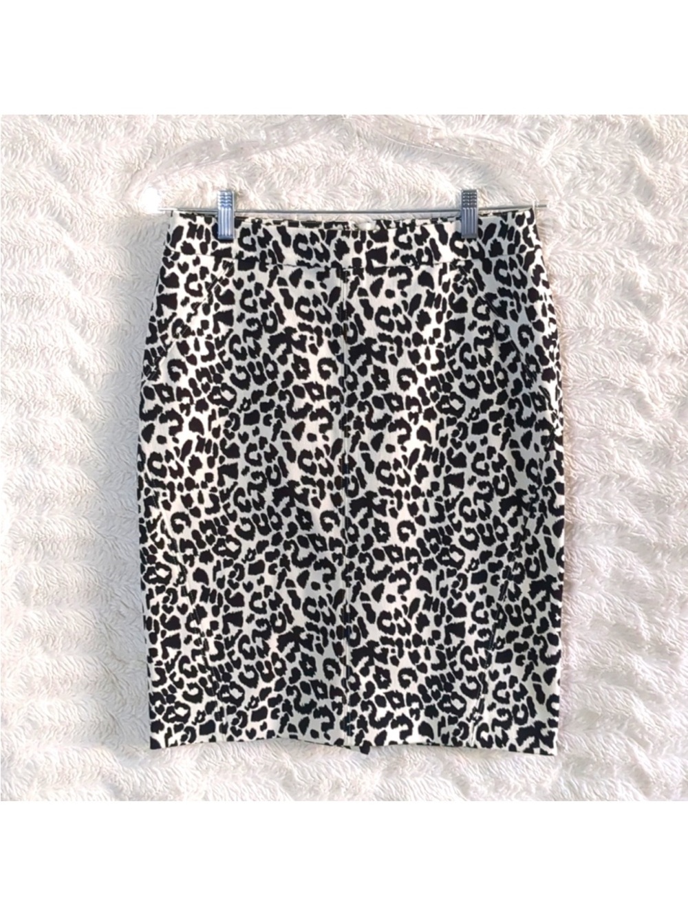 Ann Taylor Black and White Leopard-Print Pencil Skirt